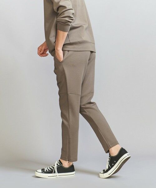 ベージュ ケーブルニット & カーキ イージーパンツ セット WEB限定 WARDROBE SMART】ダブルニット イージーパンツ