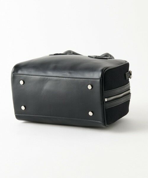 【美品】ユナイテッドアローズ ショルダーバッグ BEAUTY&YOUTH UNITED ARROWS｜エンボス クロス ショルダーバッグ