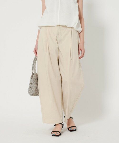 BEAUTY & YOUTH UNITED ARROWS/ビューティー&ユース ユナイテッドアローズ タック カーブパンツ -接触冷感- OFF WHITE S BEAUTY & YOUTH UNITED ARROWS/ビューティー&ユース ユナイテッドアローズ タック カーブパンツ -接触冷感- OFF WHITE S