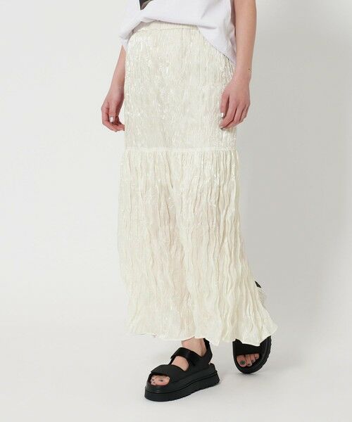 BEAUTY & YOUTH UNITED ARROWS/ビューティー&ユース ユナイテッドアローズ シャイニー ティアード ロングスカート OFF WHITE M BEAUTY & YOUTH UNITED ARROWS/ビューティー&ユース ユナイテッドアローズ シャイニー ティアード ロングスカート OFF WHITE M
