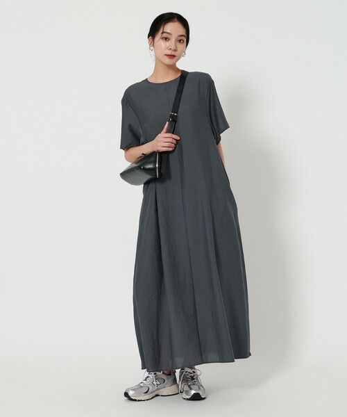【美品】ユナイテッドアローズ　ワンピース セール】 オープン バックリボン ワンピース （ロング・マキシ丈
