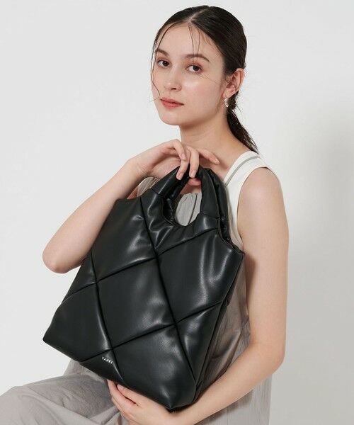 BEAUTY & YOUTH UNITED ARROWS/ビューティー&ユース ユナイテッドアローズ <YAHKI>レザーライク キルティング トートバッグ BLACK FREE BEAUTY & YOUTH UNITED ARROWS/ビューティー&ユース ユナイテッドアローズ <YAHKI>レザーライク キルティング トートバッグ BLACK FREE