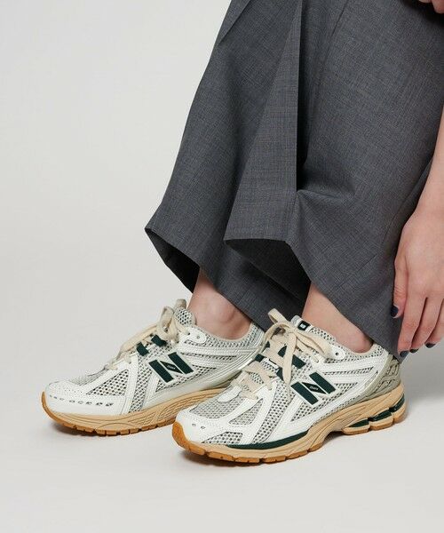 早い者勝ち New Balance M1906 ユニセックス 近未来的デザイン◎ New Balance】M1906 ユニセックス 近未来的デザイン スニーカー