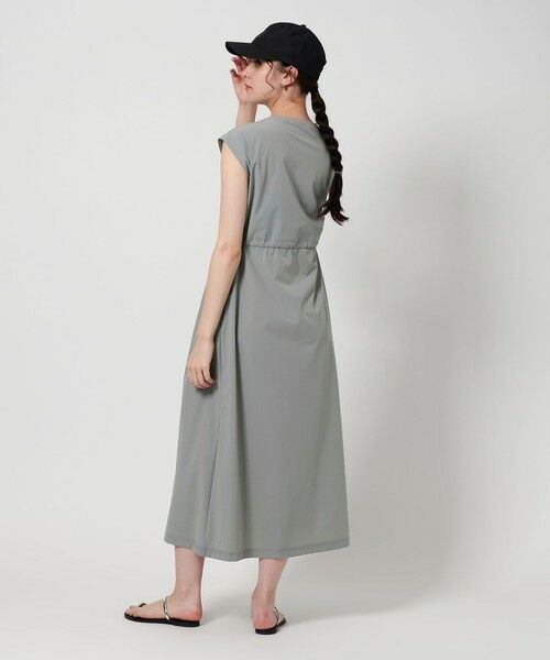 BEAUTY&YOUTH UNITED ARROWS / ビューティー&ユース ユナイテッドアローズ ミニ丈・ひざ丈ワンピース | 【別注】＜THOUSAND MILE＞ノースリーブ ワンピース -UVカット/はっ水- | 詳細10