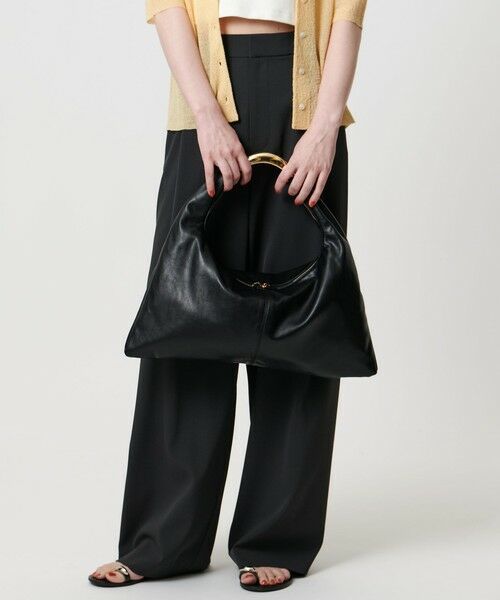 LE VERNIS＞Sculpture triangle M/ショルダーバッグ
