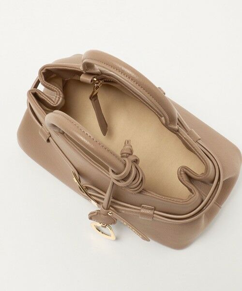 BEAUTY&YOUTH UNITED ARROWS / ビューティー&ユース ユナイテッドアローズ ハンドバッグ | ＜LE VERNIS＞Poire チャーム バッグ-2WAY- | 詳細16