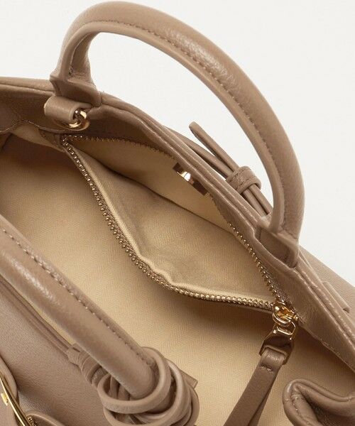 BEAUTY&YOUTH UNITED ARROWS / ビューティー&ユース ユナイテッドアローズ ハンドバッグ | ＜LE VERNIS＞Poire チャーム バッグ-2WAY- | 詳細17