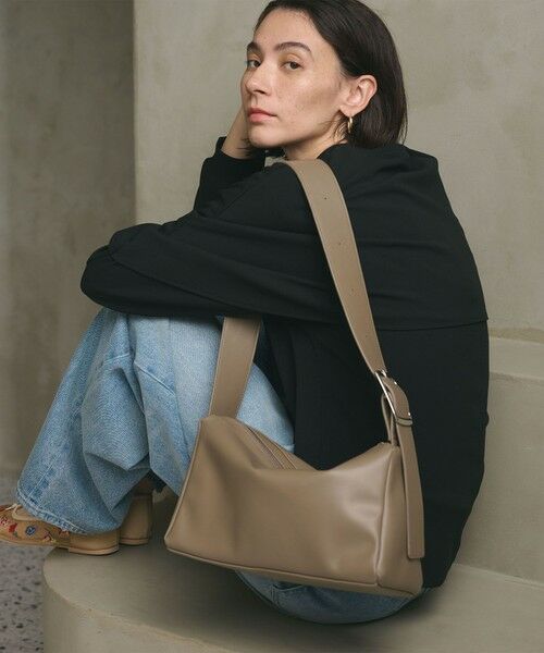 BEAUTY&YOUTH UNITED ARROWS / ビューティー&ユース ユナイテッドアローズ ショルダーバッグ | スクエア ビッグバックル ショルダーバッグ | 詳細10