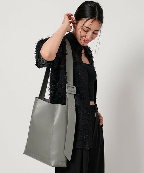 BEAUTY&YOUTH UNITED ARROWS / ビューティー&ユース ユナイテッドアローズ ショルダーバッグ | ソフト ワイドベルト ビッグ ショルダーバッグ 2 | 詳細11