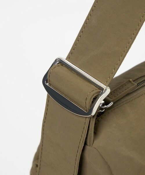 最終価格☆UNITED ARROWS バケットバッグ　ショルダー付き UNITED ARROWS ショルダーバッグ バッグ メタルポイント