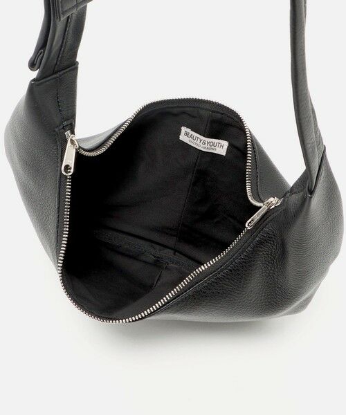 BEAUTY&YOUTH UNITED ARROWS / ビューティー&ユース ユナイテッドアローズ ショルダーバッグ | レザー ムーン ショルダー バッグ | 詳細4