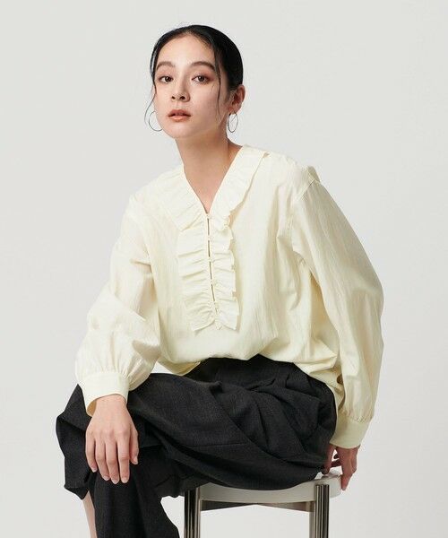 BEAUTY & YOUTH UNITED ARROWS/ビューティー&ユース ユナイテッドアローズ 【WEB限定 Wardrobe DAILY MINIMAL】フリル Vネックブラウス ウォッシャブル OFF WHITE FREE BEAUTY & YOUTH UNITED ARROWS/ビューティー&ユース ユナイテッドアローズ 【WEB限定 Wardrobe DAILY MINIMAL】フリル Vネックブラウス ウォッシャブル OFF WHITE FREE