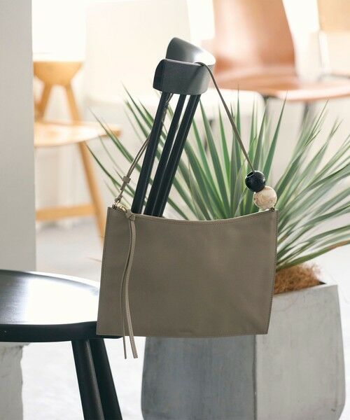 BEAUTY & YOUTH UNITED ARROWS/ビューティー&ユース ユナイテッドアローズ <WUHAUS>レザー スクエア ボール ショルダーバッグ MOCA FREE BEAUTY & YOUTH UNITED ARROWS/ビューティー&ユース ユナイテッドアローズ <WUHAUS>レザー スクエア ボール ショルダーバッグ MOCA FREE