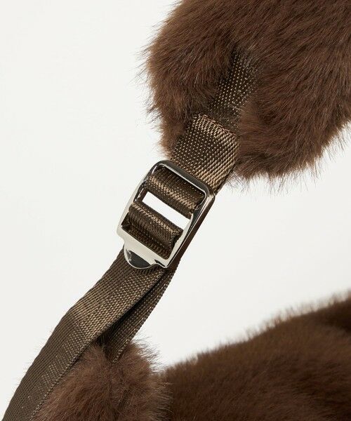 BEAUTY&YOUTH UNITED ARROWS / ビューティー&ユース ユナイテッドアローズ ショルダーバッグ | 【別注】＜NOMADIS＞LUCK フェイクファー ショルダーバッグ | 詳細13
