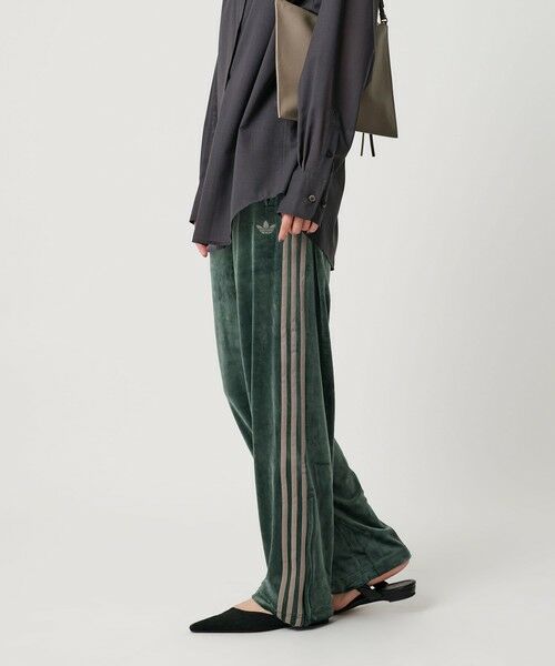 BEAUTY&YOUTH UNITED ARROWS / ビューティー&ユース ユナイテッドアローズ その他パンツ | <adidas Originals>ファイヤーバード ベロアトラックパンツ(DK.GREEN)