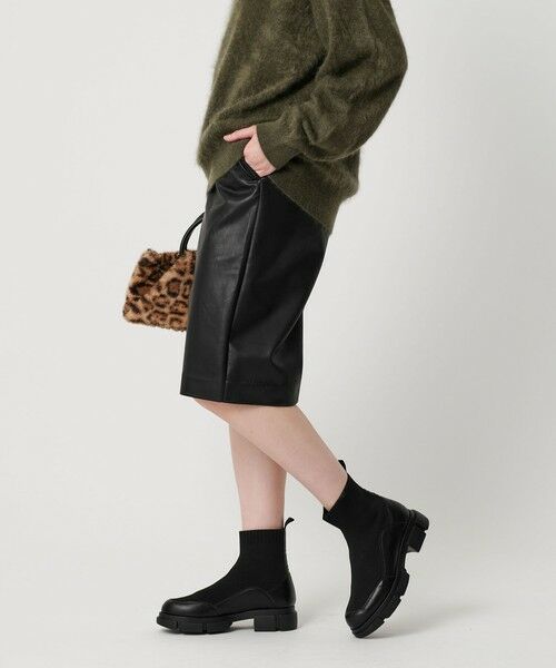 BEAUTY&YOUTH UNITED ARROWS / ビューティー&ユース ユナイテッドアローズ ショート・ハーフ・半端丈パンツ | レザーライク ハーフパンツ | 詳細1