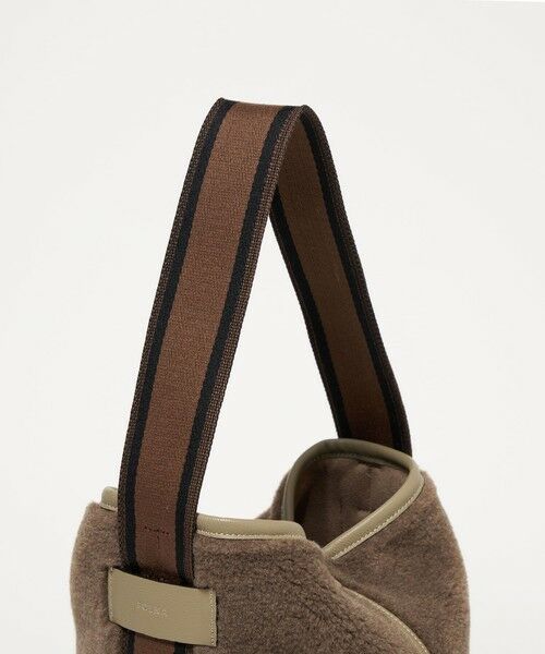 BEAUTY&YOUTH UNITED ARROWS / ビューティー&ユース ユナイテッドアローズ ショルダーバッグ | 【別注】＜Folna＞フェイクムートン ワンショルダーバッグ | 詳細27
