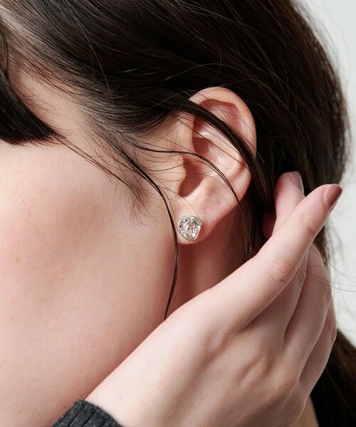 BEAUTY&YOUTH UNITED ARROWS / ビューティー&ユース ユナイテッドアローズ ピアス・イヤリング | ＜Soierie＞Rose small ピアス | 詳細1