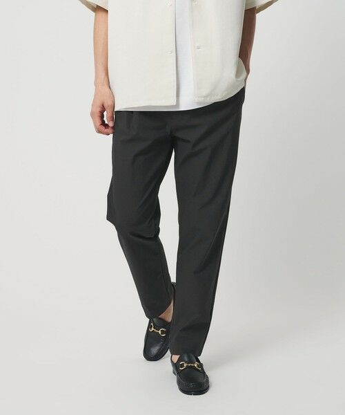 BEAUTY&YOUTH UNITED ARROWS / ビューティー&ユース ユナイテッドアローズ その他パンツ | スラブ １プリーツ イージー テーパード パンツ NO.5 ストレッチ 撥水 UVカット（BLACK）
