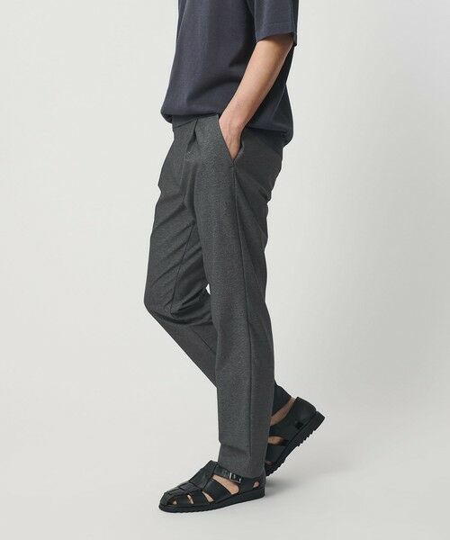 BEAUTY&YOUTH UNITED ARROWS / ビューティー&ユース ユナイテッドアローズ その他パンツ | スラブ １プリーツ イージー テーパード パンツ NO.5 ストレッチ 撥水 UVカット（DK.GRAY）