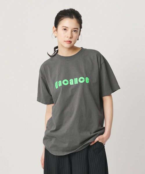 BEAUTY&YOUTH UNITED ARROWS / ビューティー&ユース ユナイテッドアローズ カットソー | 【別注】＜FUNG＞プリント Tシャツ（DK.GRAY）