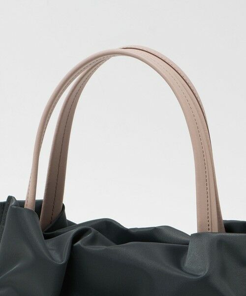 BEAUTY&YOUTH UNITED ARROWS / ビューティー&ユース ユナイテッドアローズ トートバッグ | ＜VIOLAd’ORO＞BIANCA ナイロン ベルト トートバッグ | 詳細5