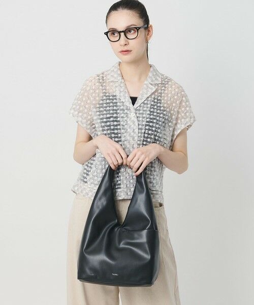 BEAUTY&YOUTH UNITED ARROWS / ビューティー&ユース ユナイテッドアローズ ショルダーバッグ | ＜YAHKI＞レザーライク ソフト クロス ビッグ ショルダーバッグ | 詳細1