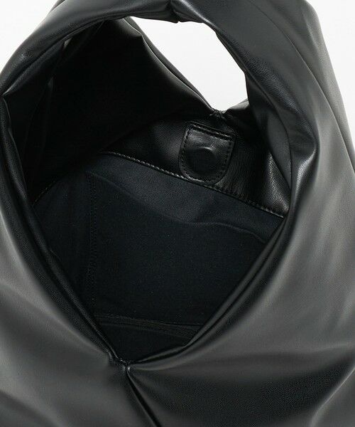 BEAUTY&YOUTH UNITED ARROWS / ビューティー&ユース ユナイテッドアローズ ショルダーバッグ | ＜YAHKI＞レザーライク ソフト クロス ビッグ ショルダーバッグ | 詳細11