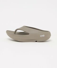 ＜OOFOS＞OOriginal PLUS サンダル