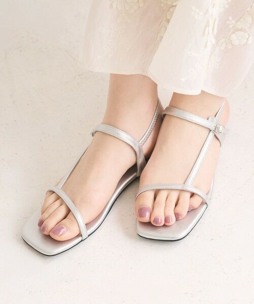 BEAUTY&YOUTH UNITED ARROWS / ビューティー&ユース ユナイテッドアローズ サンダル | スマート ヘンケイ Tストラップ サンダル（SILVER）