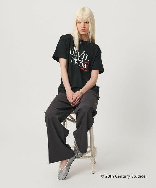 BEAUTY&YOUTH UNITED ARROWS / ビューティー&ユース ユナイテッドアローズ カットソー | 【別注】＜プラダを着た悪魔2＞ プリント Tシャツ | 詳細1