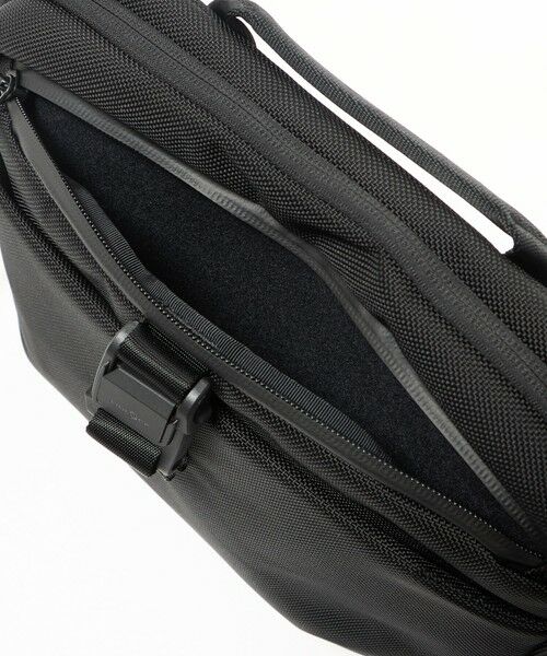 BEAUTY&YOUTH UNITED ARROWS / ビューティー&ユース ユナイテッドアローズ ショルダーバッグ | 【別注】＜Aer＞コミューター スリング 2 ショルダーバッグ | 詳細11