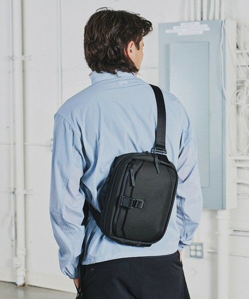 BEAUTY&YOUTH UNITED ARROWS / ビューティー&ユース ユナイテッドアローズ ショルダーバッグ | 【別注】＜Aer＞コミューター スリング 2 ショルダーバッグ | 詳細24