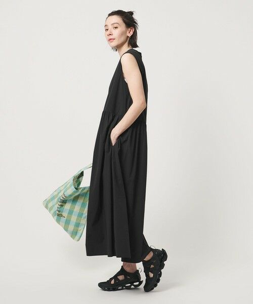 BEAUTY&YOUTH UNITED ARROWS / ビューティー&ユース ユナイテッドアローズ ロング・マキシ丈ワンピース | 360°MASTER ICE ノースリーブ ワンピース UVカット 接触冷感 防シワ はっ水 ウォッシャブル | 詳細4
