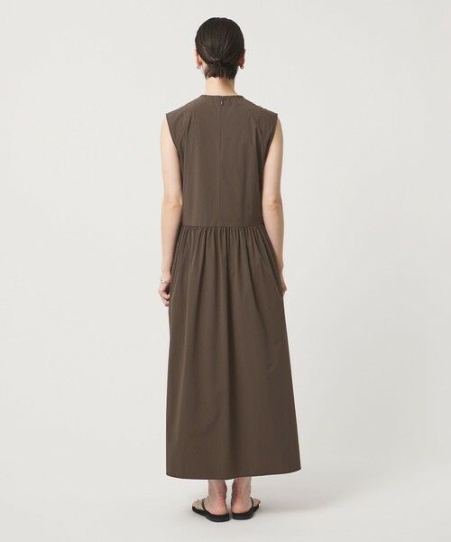 BEAUTY&YOUTH UNITED ARROWS / ビューティー&ユース ユナイテッドアローズ ロング・マキシ丈ワンピース | 360°MASTER ICE ノースリーブ ワンピース UVカット 接触冷感 防シワ はっ水 ウォッシャブル | 詳細11