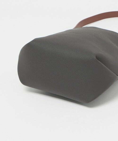 BEAUTY&YOUTH UNITED ARROWS / ビューティー&ユース ユナイテッドアローズ ショルダーバッグ | “Emboss Bag Series” バケット バッグ | 詳細11