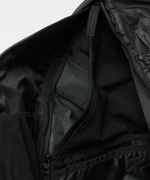 BEAUTY&YOUTH UNITED ARROWS / ビューティー&ユース ユナイテッドアローズ ショルダーバッグ | ＜OAKLEY＞ラチチュード スリング パック | 詳細9