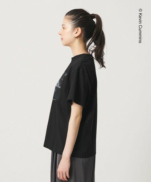 BEAUTY&YOUTH UNITED ARROWS / ビューティー&ユース ユナイテッドアローズ カットソー | 【別注】Kevin Cummins フォトプリント ショートスリーブ Tシャツ | 詳細22