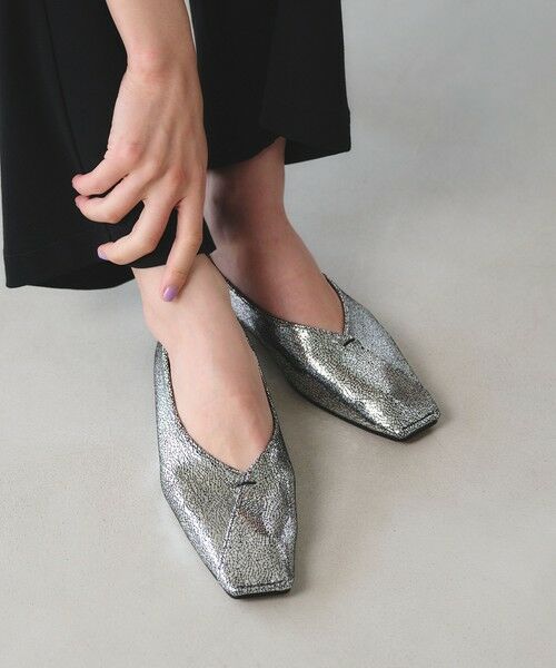 BEAUTY&YOUTH UNITED ARROWS / ビューティー&ユース ユナイテッドアローズ フラットシューズ | Vカット メタリックカラー フラットシューズ(SILVER)