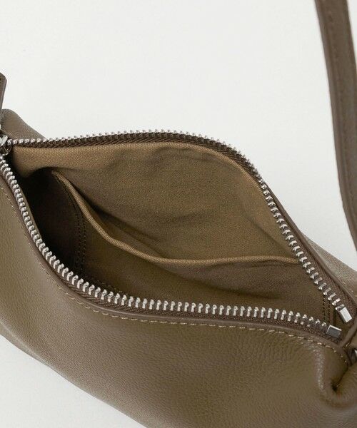 BEAUTY&YOUTH UNITED ARROWS / ビューティー&ユース ユナイテッドアローズ ショルダーバッグ | ＜YAHKI＞レザー スタッズ ショルダーバッグ | 詳細18