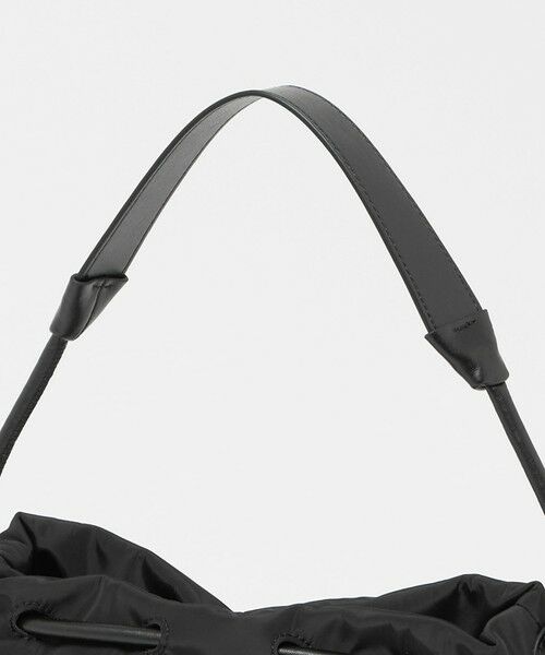 BEAUTY&YOUTH UNITED ARROWS / ビューティー&ユース ユナイテッドアローズ ショルダーバッグ | ポリエステル チャーム ドロスト バッグ | 詳細4
