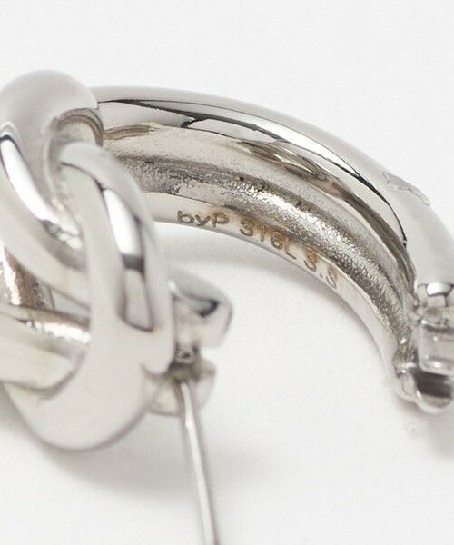 BEAUTY&YOUTH UNITED ARROWS / ビューティー&ユース ユナイテッドアローズ ピアス・イヤリング | ＜by Preek＞ノット フープ ピアス | 詳細10