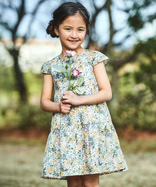 BeBe/べべ 【DEVEAUX】水彩風花柄ティアードワンピース(90~140cm) グレー系 120cm BeBe/べべ 【DEVEAUX】水彩風花柄ティアードワンピース(90~140cm) グレー系 120cm