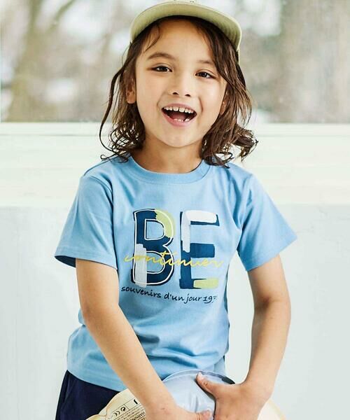 BeBe / べべ Tシャツ | ペンキ風BEロゴプリント半袖天竺Tシャツ(80~150cm)(ブルー)