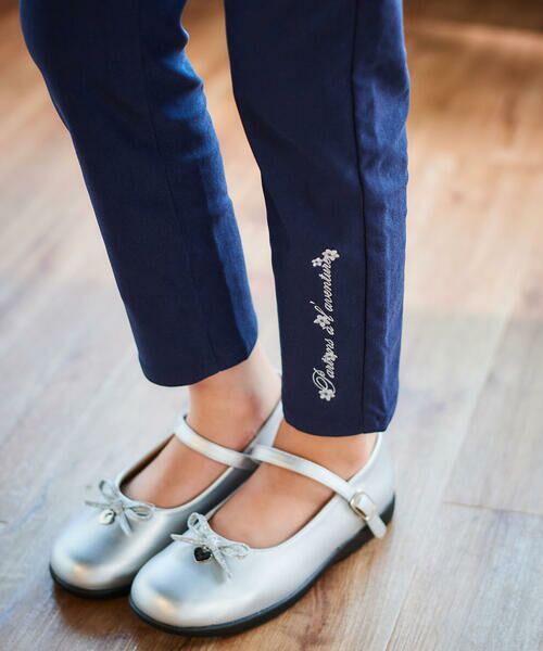 BeBe / べべ チノ・ワークパンツ | ストレッチツイルロゴ刺しゅうスリムロングパンツ(90~150cm) | 詳細3