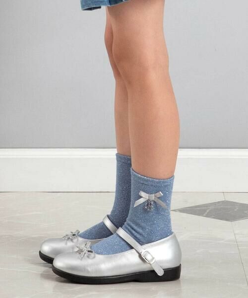BeBe / べべ ソックス | チャーム付きリボンラメクルーソックス(11~24cm) | 詳細2