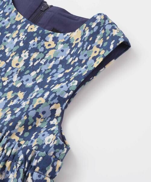 BeBe / べべ ミニ丈・ひざ丈ワンピース | 【お揃い】オンフルールフラワープリントジャンパースカート(80~150cm) | 詳細7