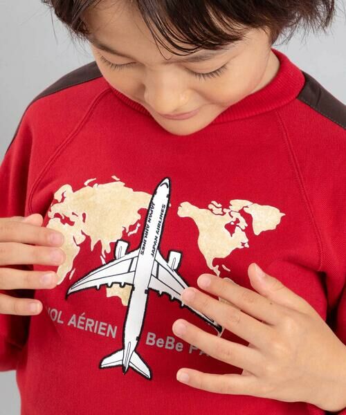 BeBe / べべ スウェット | 【JALコラボ】飛行機刺しゅう袖切り替えラグラントレーナー(90~130cm) | 詳細3