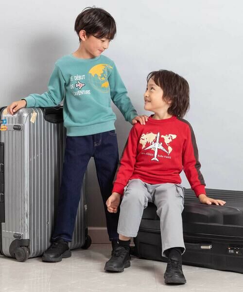 BeBe / べべ スウェット | 【JALコラボ】飛行機刺しゅう袖切り替えラグラントレーナー(90~130cm) | 詳細5