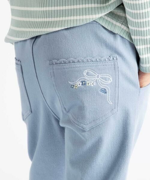 BeBe / べべ チノ・ワークパンツ | ストレッチツイルリボン刺しゅうフレアロングパンツ(90~160cm) | 詳細3